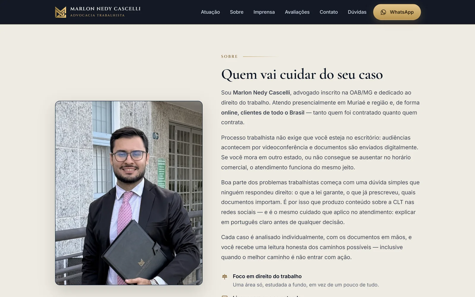 Seção sobre o advogado, com retrato e texto de apresentação